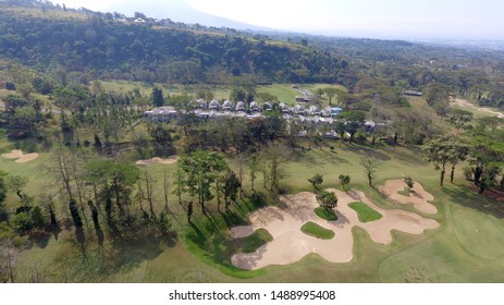 Imágenes Fotos De Stock Y Vectores Sobre Golfcoursesin