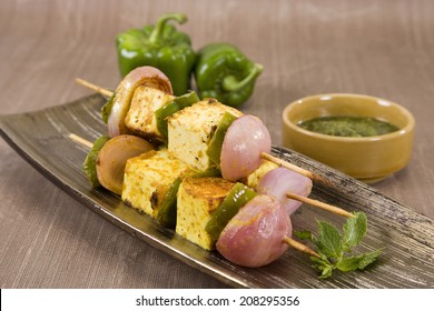 Paneer Tikka Kebab - Tandoori Indian Cheese Skewers With Chili Sauce