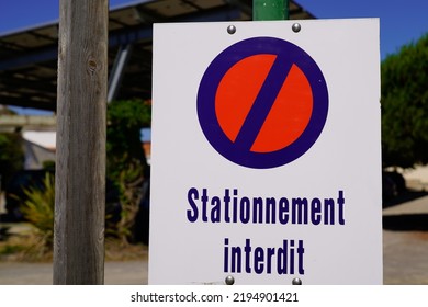 Panel Vehicle No Parking Sign French Stock Photo 2194901421 | Shutterstock