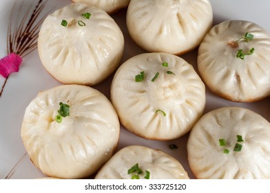 Pan-Fried Baozi Stuffed With Pork