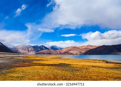 Pangong Tso Or Pangong Lake Is An Endorheic Lake In Himalayas, Extends From Ladakh In India To Tibet In China