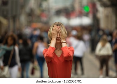 77 Panic attack in public place Images, Stock Photos & Vectors ...