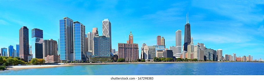 Panorama Of Chicago Skyline Along Lakeshore Drive.