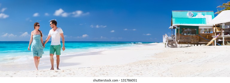 31,732 Panorama couple Images, Stock Photos & Vectors | Shutterstock