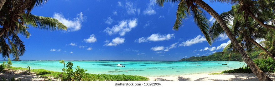 Panorama des Seychelles - Shutterstock ID 130282934