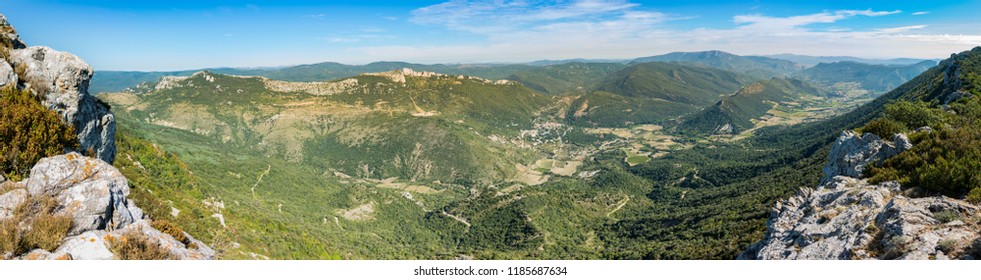 Duilhac Sous Peyrepertuse Images Stock Photos Vectors Shutterstock