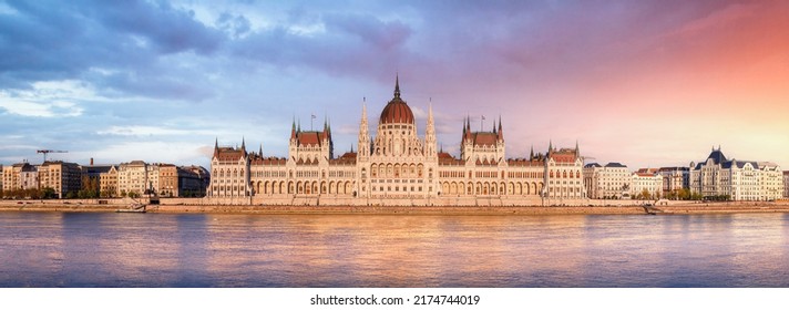 Panorama of the Hungarian Parliament building at sunrise in Budapest, Hungary