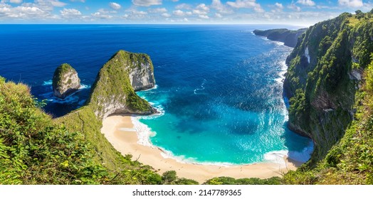 Panorama of  Kelingking Beach in Nusa Penida island, Bali, Indonesia - Powered by Shutterstock