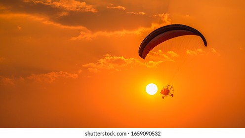 Panorama Man Ride Paramotor Flying Sunset Stock Photo 1659090532 ...