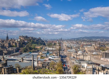 Panorama of old town Edinburgh with Princess street against castle in Scotland