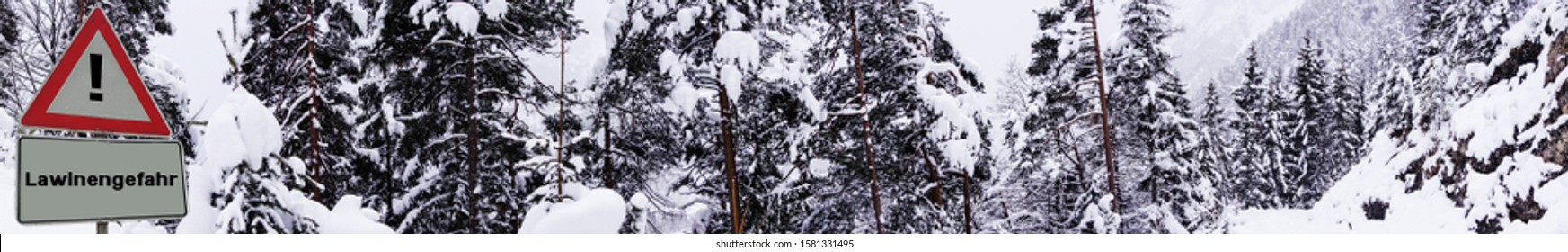 Panorama Sign Avalanche Danger German 