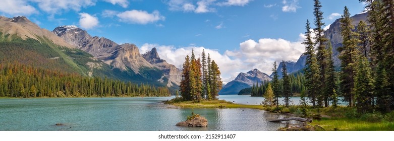 Panorama of Spirit island in Maligne lake, Jasper National Park, Alberta, Rocky Mountains, Canada
