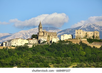 Panorama Torre De Passeri, Abruzzo, Italy