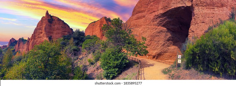 Panorama View Of Las Medulas, Antique Gold Mine In The Province Of Leon, Spain. La Cuevona