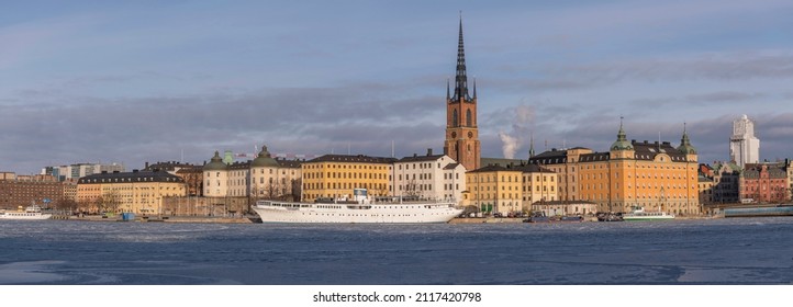 Panorama View Over The Icy Bay Riddarfjärden A Cold Sunny Winter Day In Stockholm, Sweden 2022-02-02