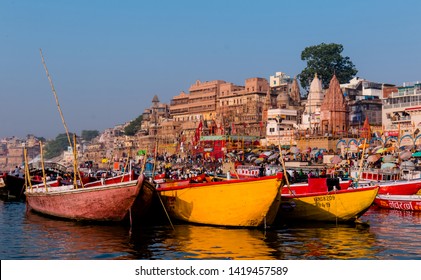 Panorama View Of Varanasi The Historical And Most Oldest City In The World. : Varanasi, Uttar Pradesh/India - April 2019