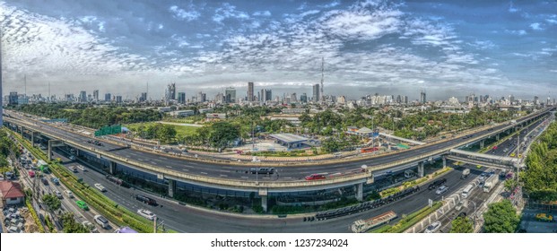 panorama vipavadee road in bangkok, thailand