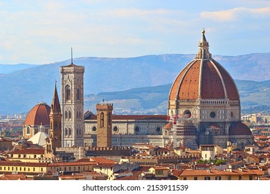 Panoramatic view of the basilica Santa Maria del Fiore in Florence, Italy