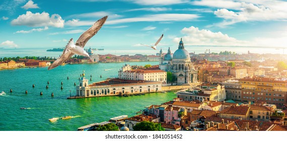 Panoramic aerial view of Venice from San Marco Campanile