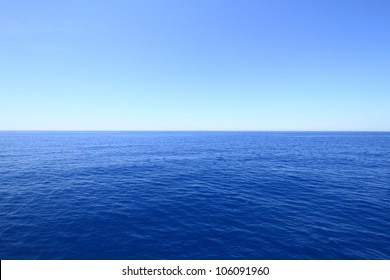 1,057,769 Clear Blue Sea Images, Stock Photos & Vectors 