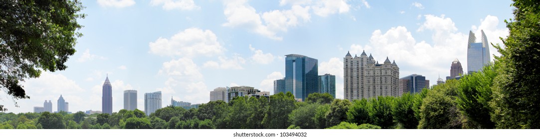 Panoramic Of Downtown Atlanta Georgia From Piedmont Park.