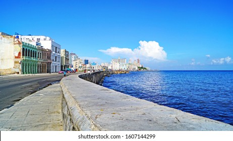 133 Havana Boardwalk Images, Stock Photos & Vectors 