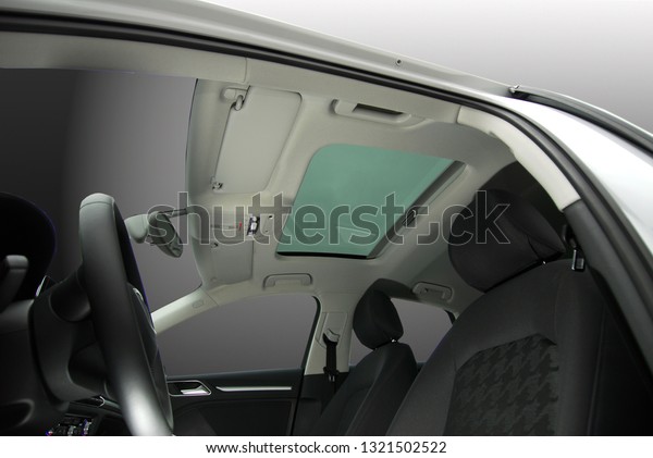Panoramic sunroof in a\
passenger car