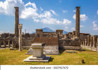 Panoramic View Of The Ancient City, The Ruined Ancient Columns And The Volcano Vesuvius, Pompeii (Scavi Di Pompei), Naples, Italy.