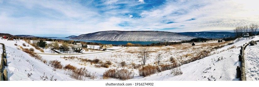 Panoramic View Of Canandaigua Lake, Mountain And Valley, From Scenic Overlook In Town Of South Bristol. The Lake Is The Fourth Longest Of The Finger Lakes In The U.S. State Of New York.  Winter Scene.