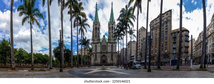 Panoramic view of Praça da Sé in the city of São Paulo with the city's ground zero and its Metropolitan Cathedral in the background.