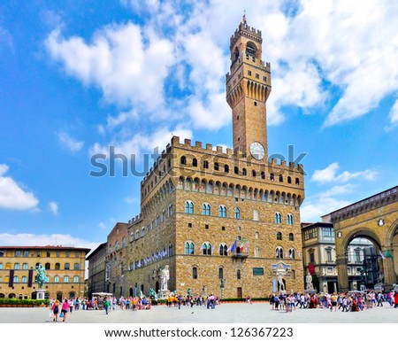 Panoramic view of famous Piazza della Signoria with Palazzo Vecchio in Florence, Tuscany, Italy