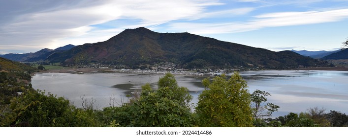 Panoramic View Of Havelock From Cullen Point Lookout At Low Tide.