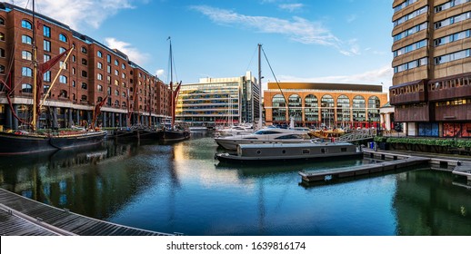 10,463 Riverside Docks Images, Stock Photos & Vectors | Shutterstock