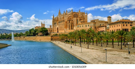 Panoramic view of La Seu, the gothic medieval cathedral of Palma de Mallorca, Spain