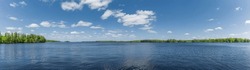 Vista Panorámica De Un Lago En Suecia