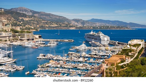 Panoramic view of Monaco harbor, Monte Carlo