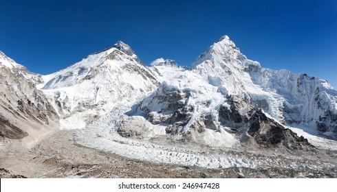 Panoramic view of Mount Everest, Lhotse and Nuptse from Pumo Ri base camp - way to Mount Everest base camp - Nepal 