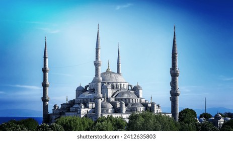 Vista panorámica de la Mezquita Azul de Estambul o Sultanahmet, histórico y famoso monumento religioso, gran lugar turístico, Turquía