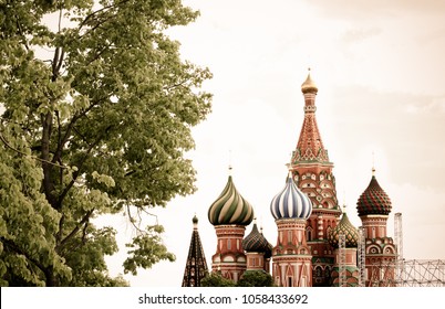 Panoramic View On Moscow Red Square Kremlin Towers, Christ The Saviour Cathedral, Moscow River, Bridge. Famous Sightseeing Tours Places, Travel Destination, Russian Foreign Policy