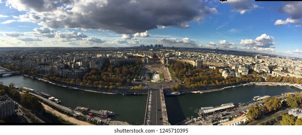 panoramic view of Paris from the Eiffel tower