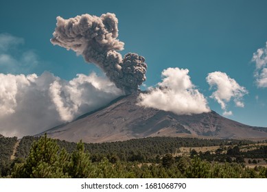 Panoramic view of the Popocatepetl Volcano during an explosion