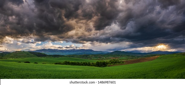 21,718 Clouds drama Images, Stock Photos & Vectors | Shutterstock