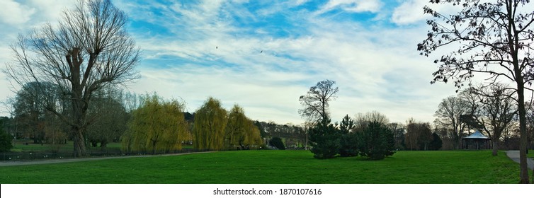 Panoramic View Of Wardown Park At Luton, UK