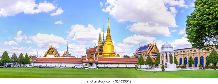 Panoramic view of Wat Phra Kaew, Public temple in Bangkok, Thailand.
