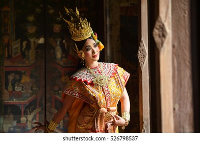 94,375 Thai costume Images, Stock Photos & Vectors | Shutterstock