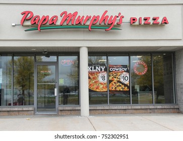 Papa Murphy's Sign On A Building Storefront