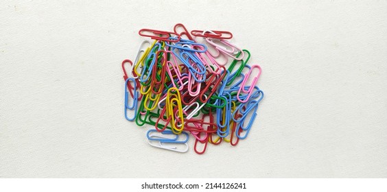 1,858 Bunch paperclips Images, Stock Photos & Vectors | Shutterstock