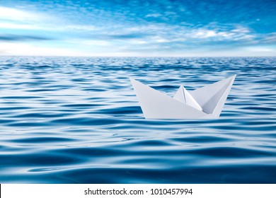 20,723 Paper Boat Isolated Images, Stock Photos & Vectors | Shutterstock