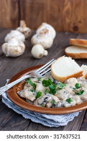 Paprika and mushrooms in sour cream, traditional Hungarian dishes