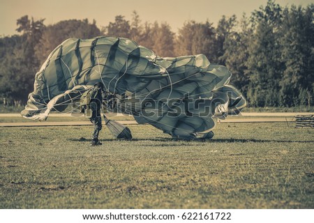 Parachute Attack Airborne 